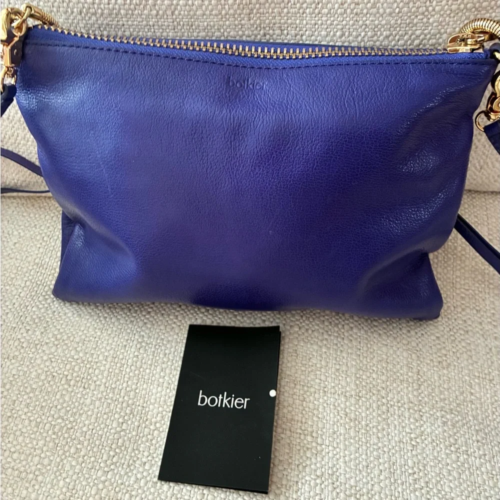 Botkier EUC Trigger Envelope Royal Blue Leather Crossbody Bag with Gold Accents - Picture 7 of 14
